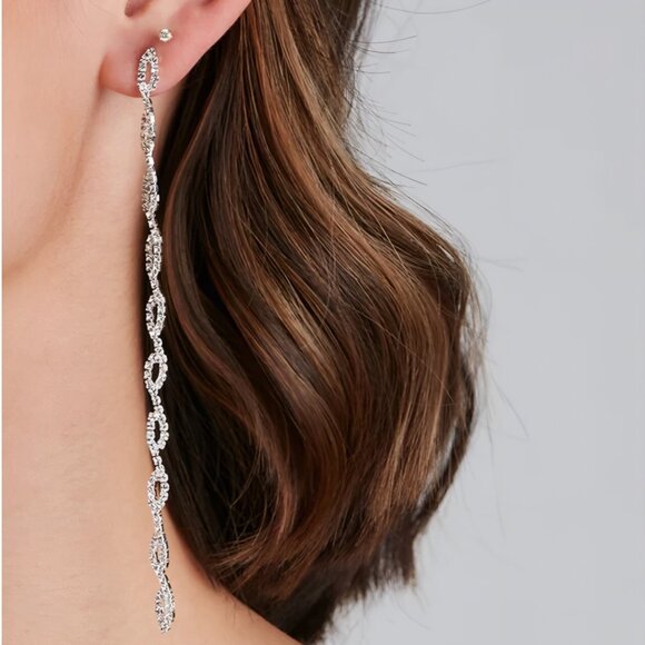 Windsor Dainty Chic Teardrop Linear Rhinestone Earrings – Silver Statement - Picture 4 of 8